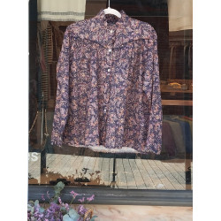 BLUSA CON VOLANTES