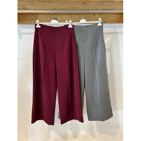 PANTALÓN CROPPED GRIS