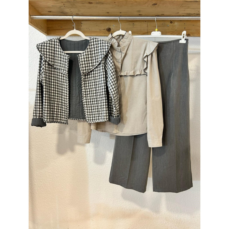 PANTALÓN CROPPED GRIS
