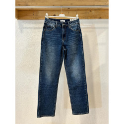 MOM JEANS