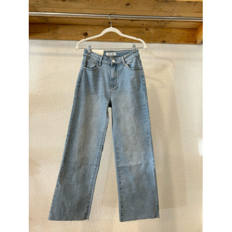 JEANS CORTE RECTO