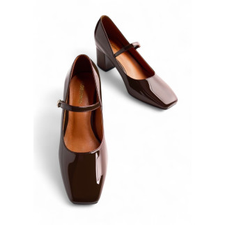 MARY JANE WINDHAM CHOC
