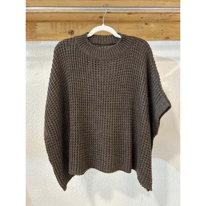 JERSEY PONCHO MARRÓN