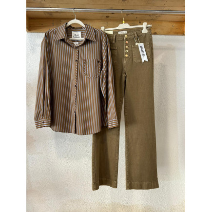 PANTALÓN VAQUERO BOTONES JOYA