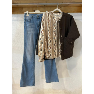 PANTALÓN VAQUERO FLARE VITA