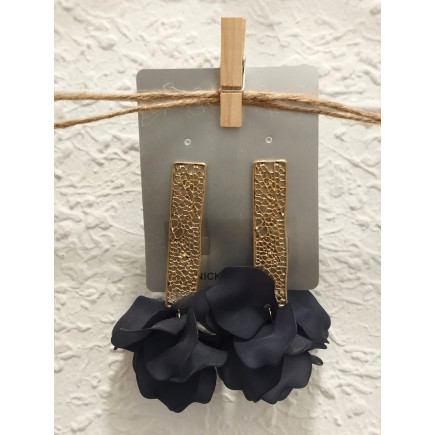 PENDIENTES DE PÉTALOS