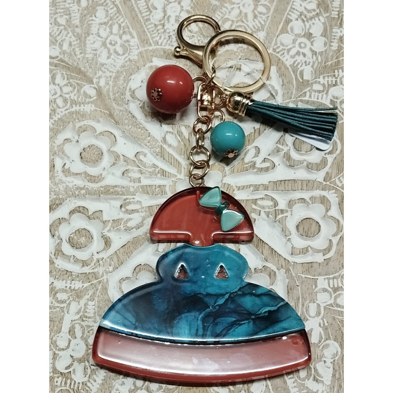 LLAVERO MENINA PRADO  MARRÓN