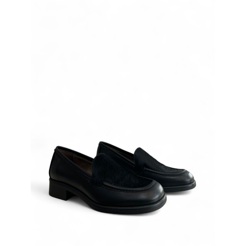MOCASIN DE PIEL ANE NEGRO