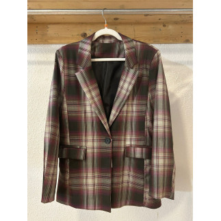 AMERICANA CUADROS BURDEOS