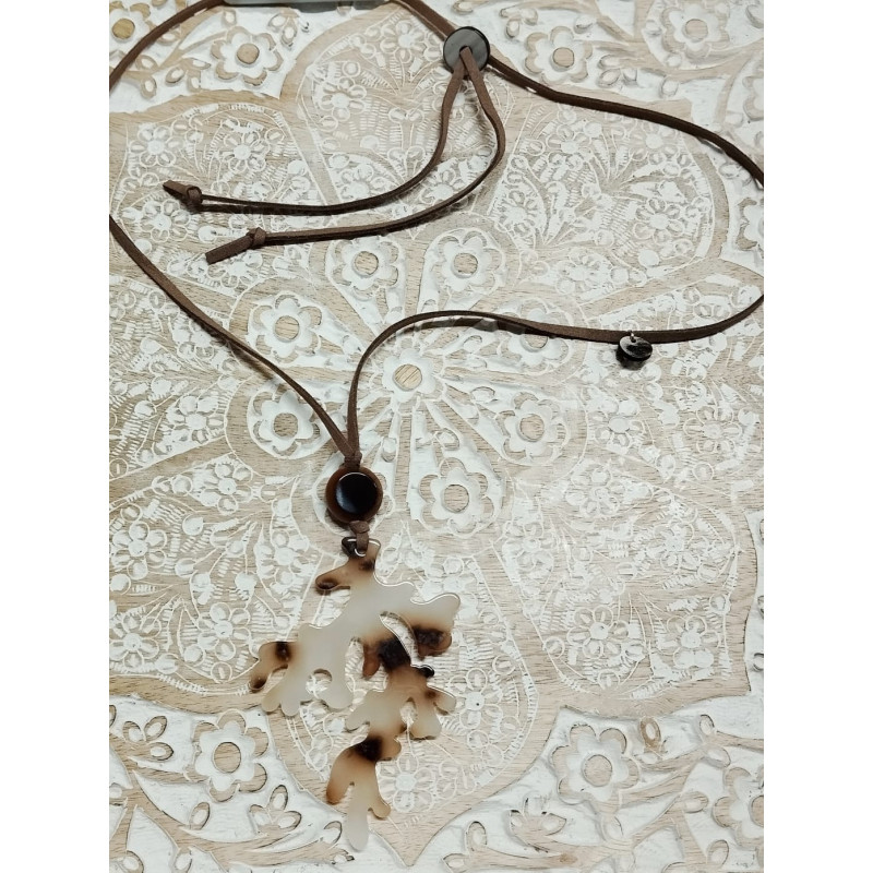 COLGANTE CORAL BEIGE