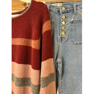 PANTALÓN VAQUERO BOTONES JOYA