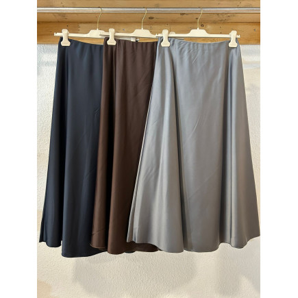 FALDA SATINADA GRIS