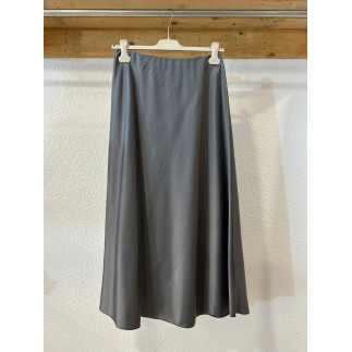 FALDA SATINADA GRIS
