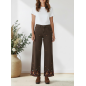 PANTALÓN CON FLORES BORDADAS